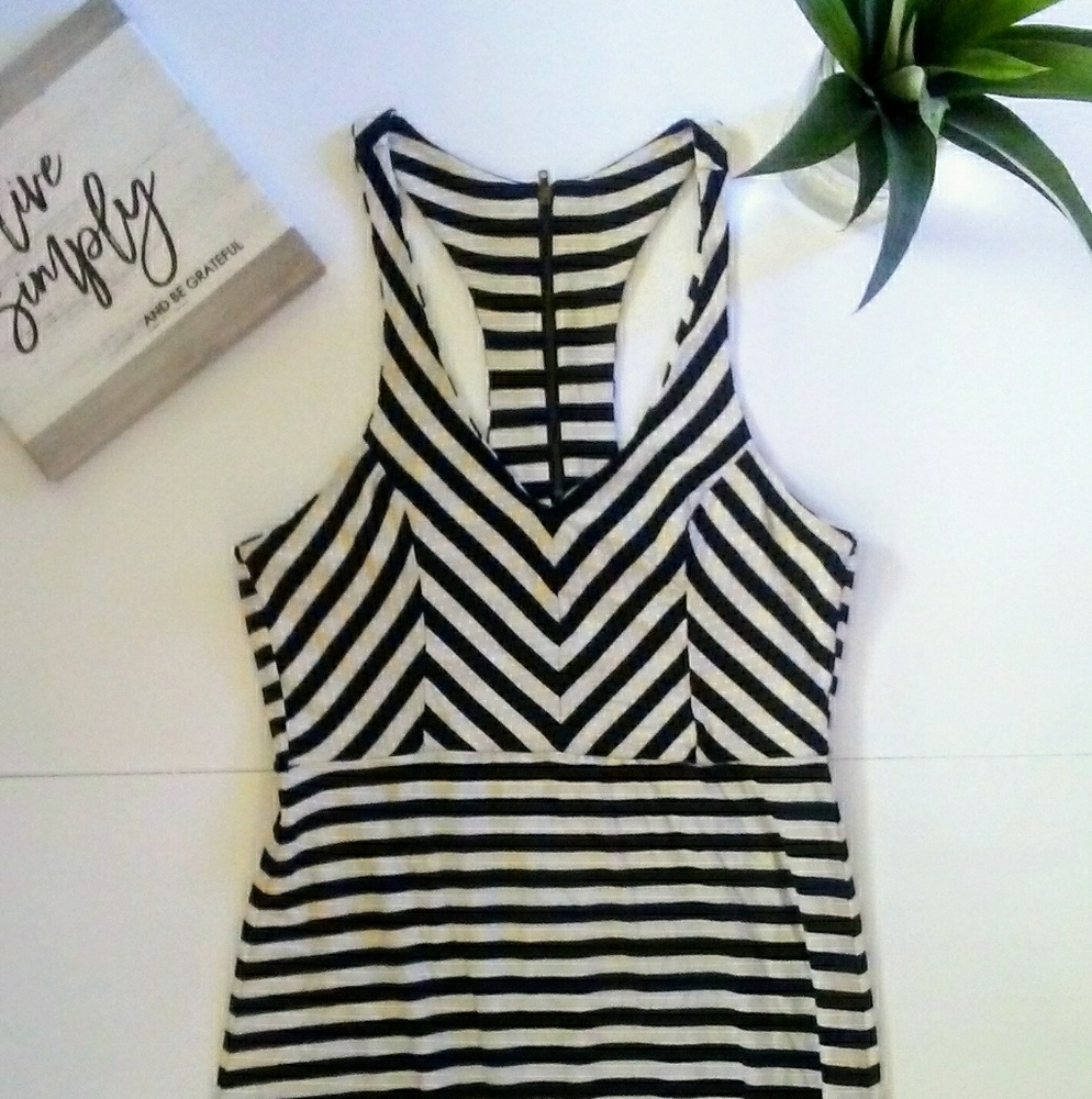 Monteau striped black and white long maxi dress M